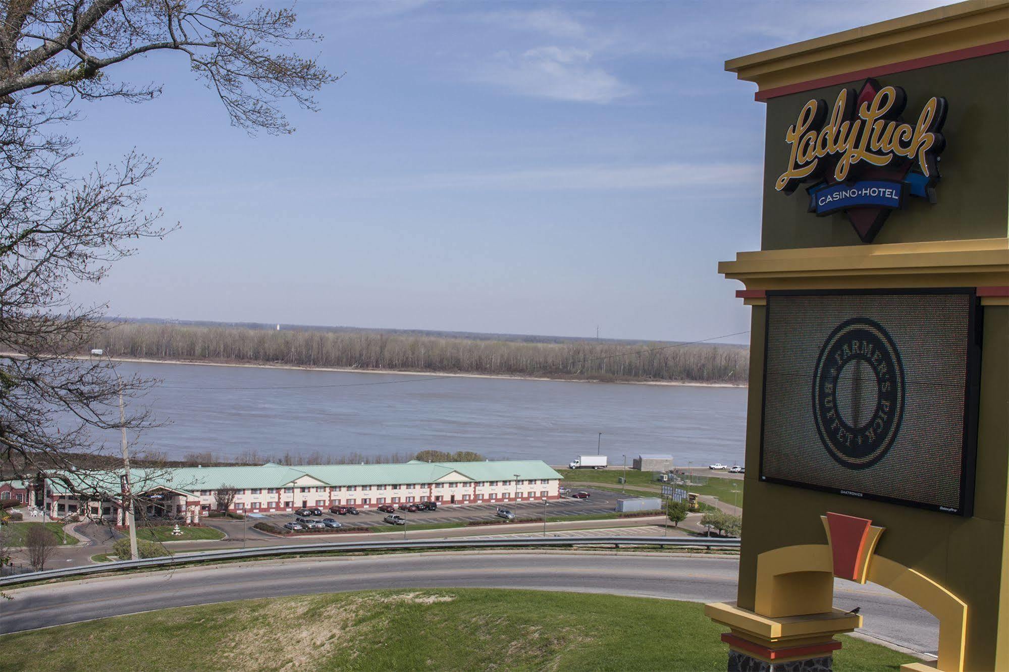 Bally'S Vicksburg Hotel Bagian luar foto